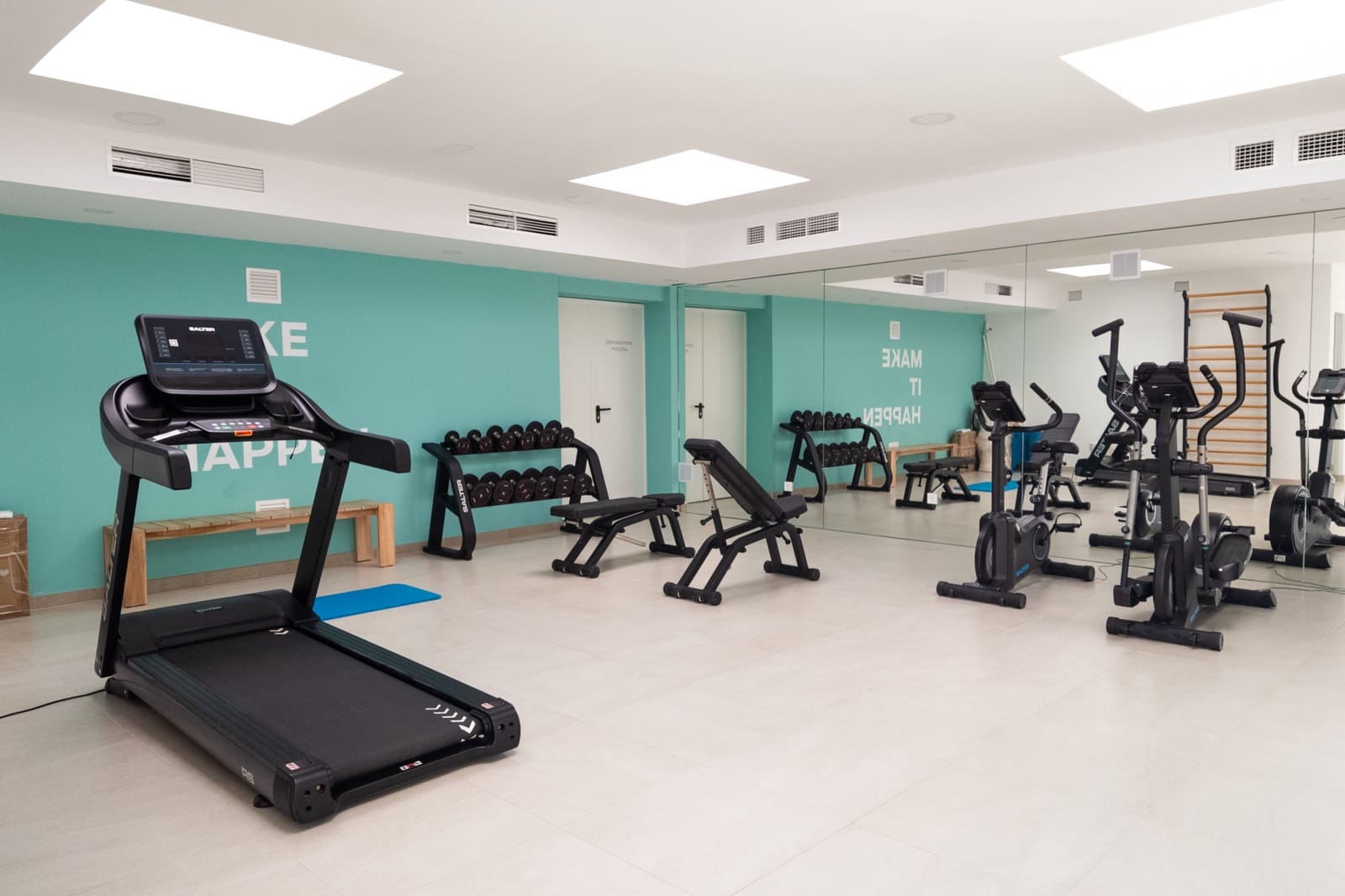 3 Zimmer Apartment zu verkaufen in Estepona mit Pool Garage - 847.500 € (Ref: 10038122)
