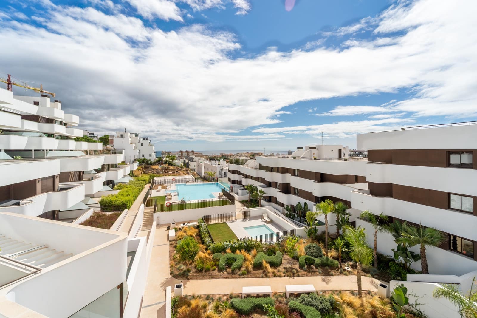 3 Zimmer Apartment zu verkaufen in Estepona mit Pool Garage - 847.500 € (Ref: 10038122)