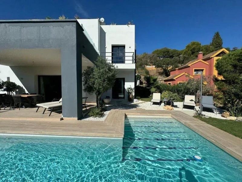 4 sypialnia Willa na sprzedaż w Marbella - 1 795 000 € (Ref: 10040774)