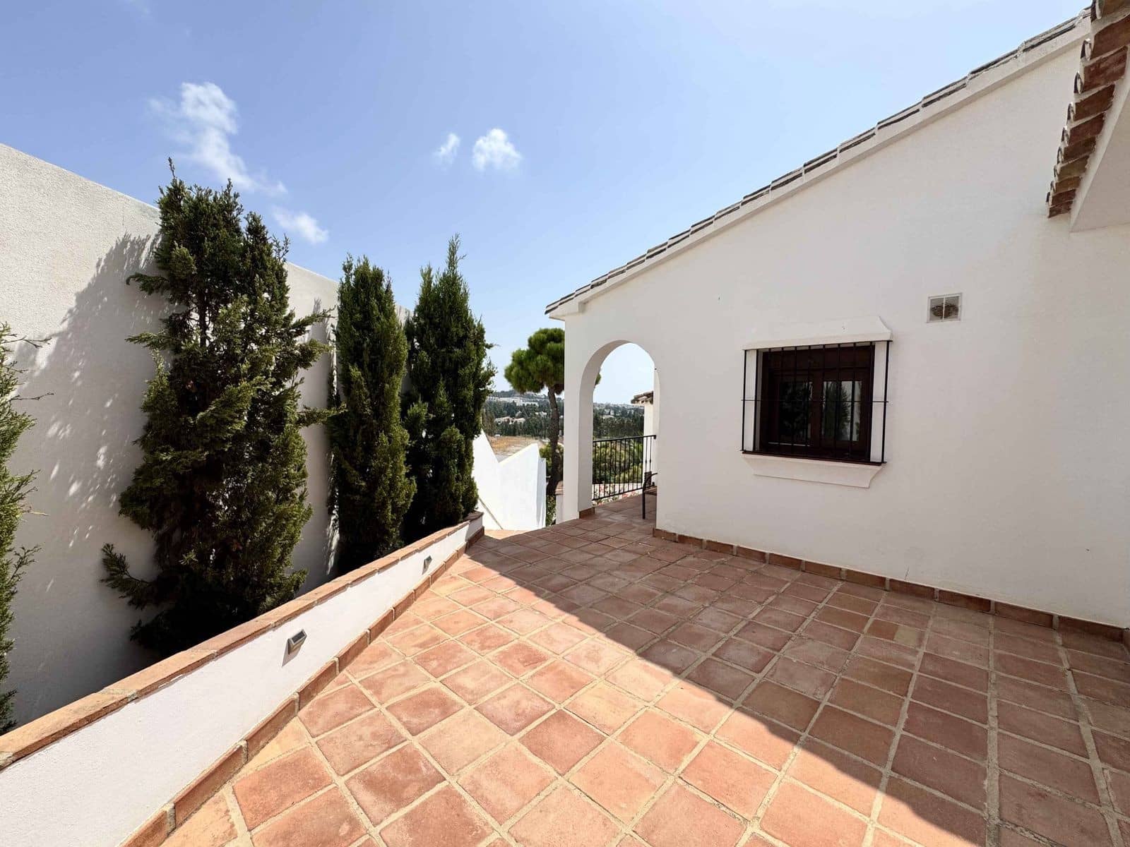 6 soveværelse Villa til salg i La Cala de Mijas med swimmingpool garage - € 1.495.000 (Ref: 10042723)