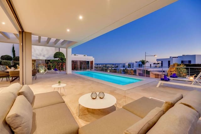 3 bedroom Villa for sale in Cancelada, Estepona with pool garage - € 2,450,000 (Ref: 10044753)