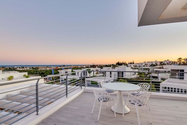 3 bedroom Villa for sale in Cancelada, Estepona with pool garage - € 2,450,000 (Ref: 10044753)