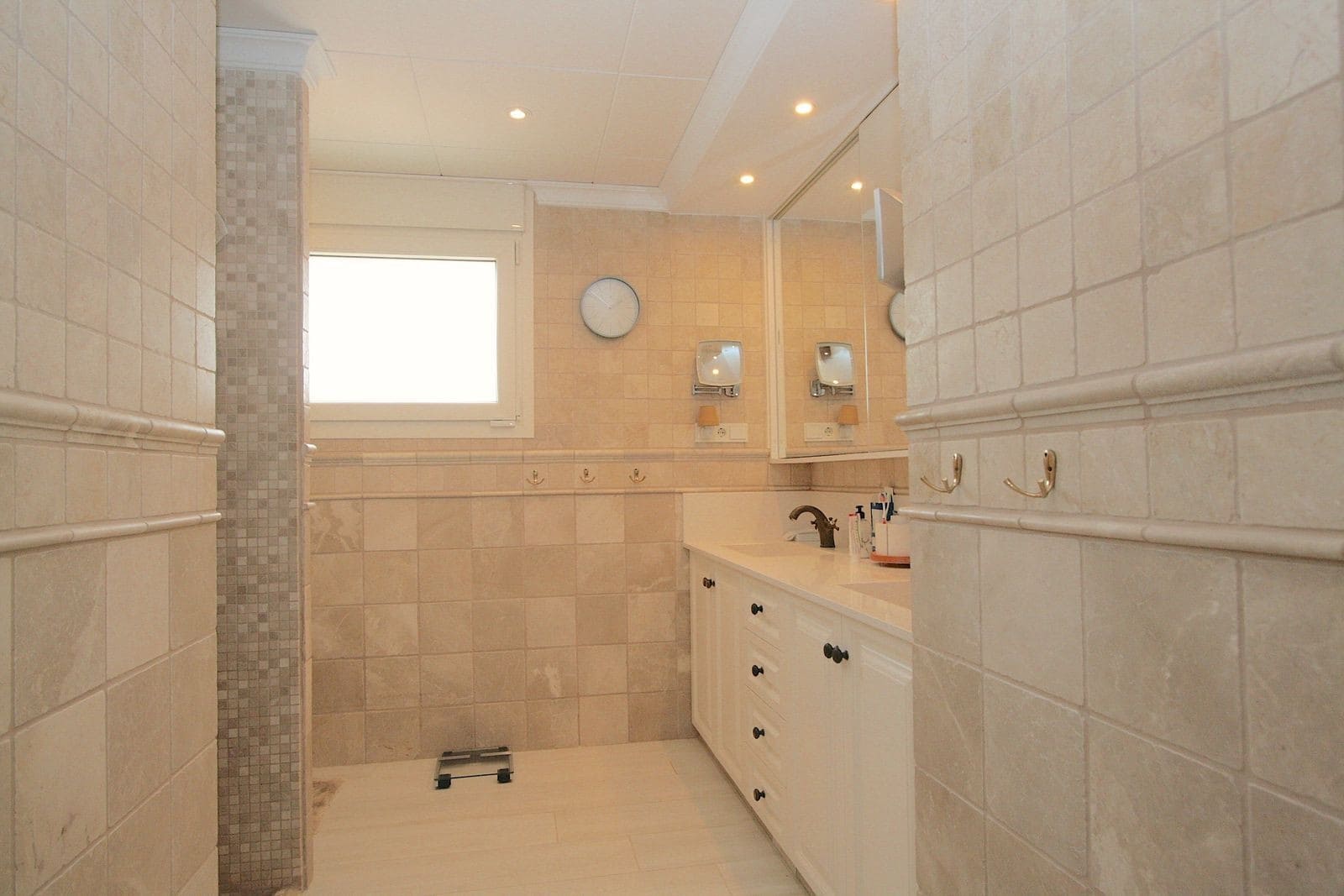 3 soveværelse Villa til salg i Mijas Costa med swimmingpool garage - € 1.295.000 (Ref: 10044754)