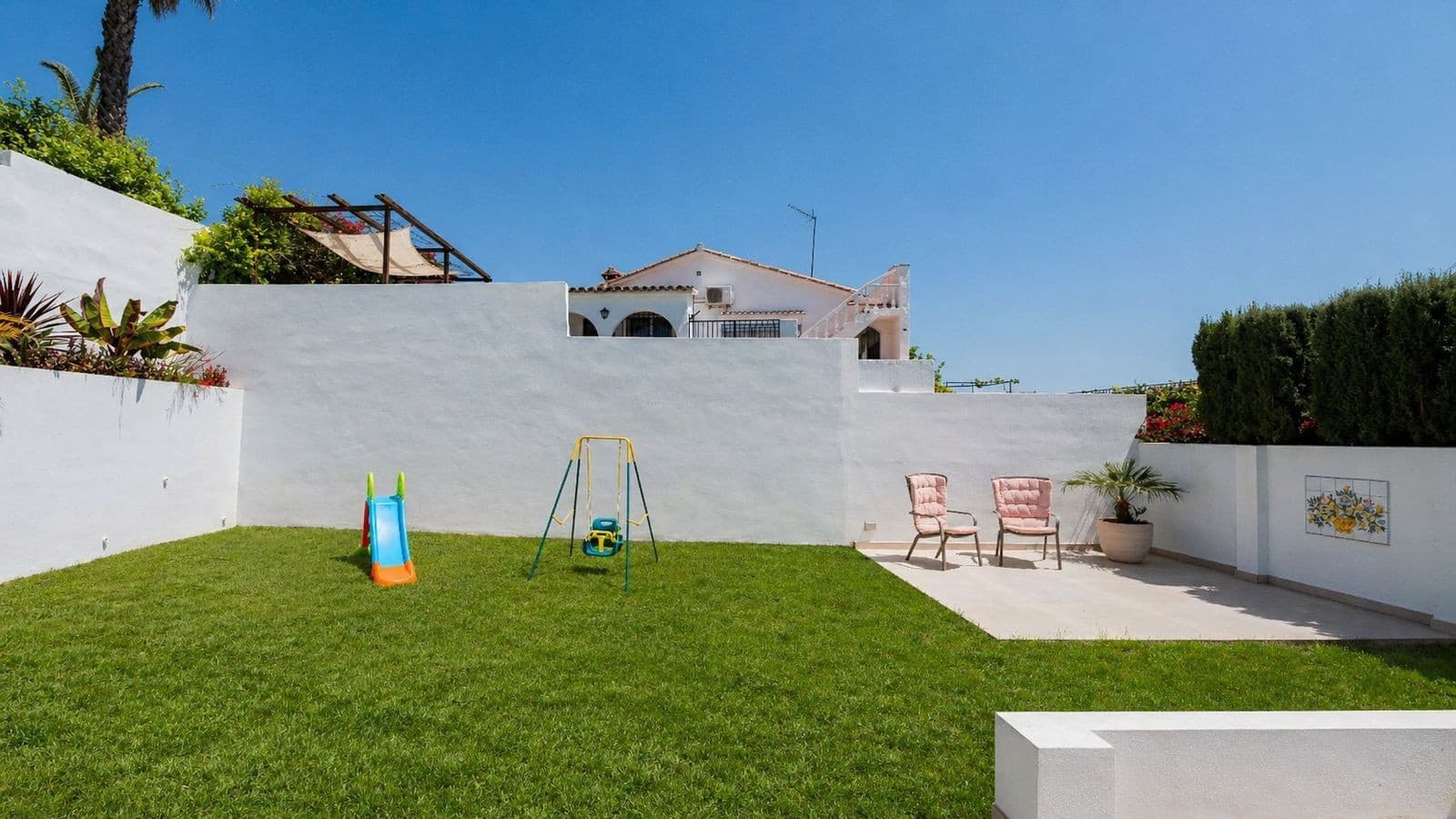 4 slaapkamer Villa te koop in La Capellania met zwembad garage - € 1.290.000 (Ref: 10044755)