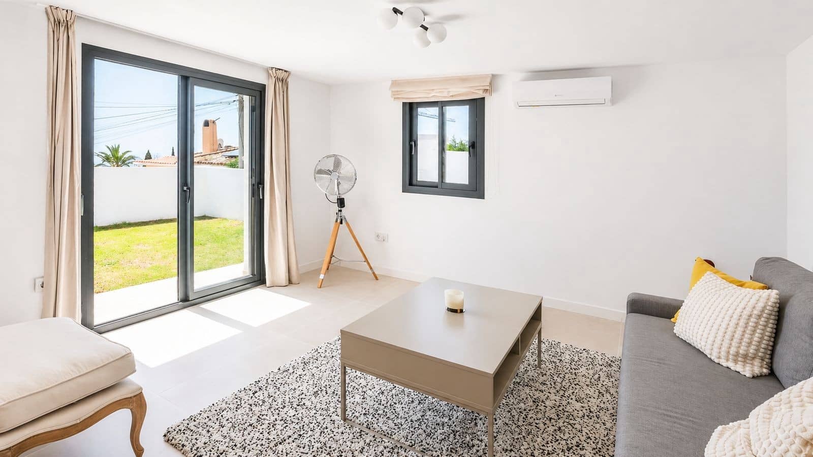 4 slaapkamer Villa te koop in La Capellania met zwembad garage - € 1.290.000 (Ref: 10044755)