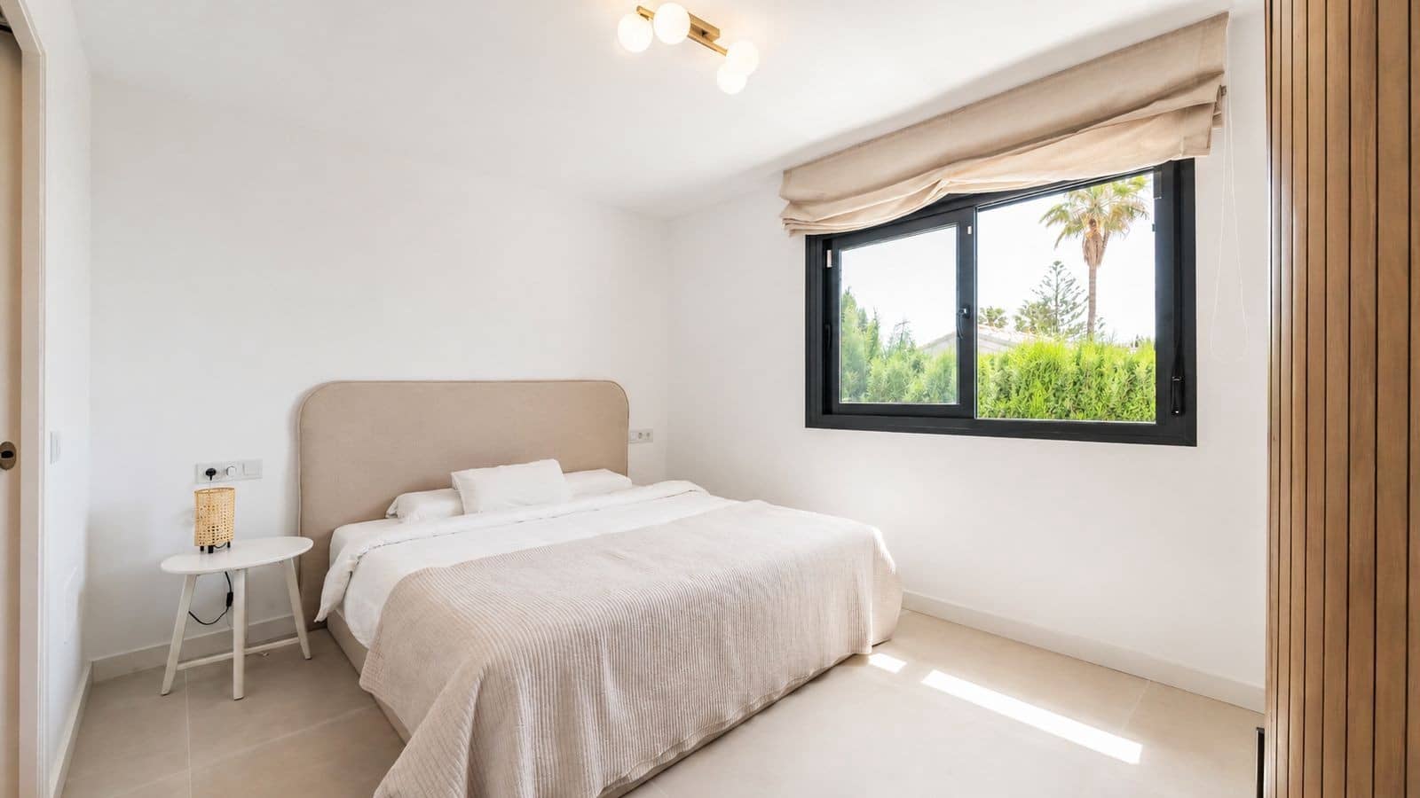 4 slaapkamer Villa te koop in La Capellania met zwembad garage - € 1.290.000 (Ref: 10044755)