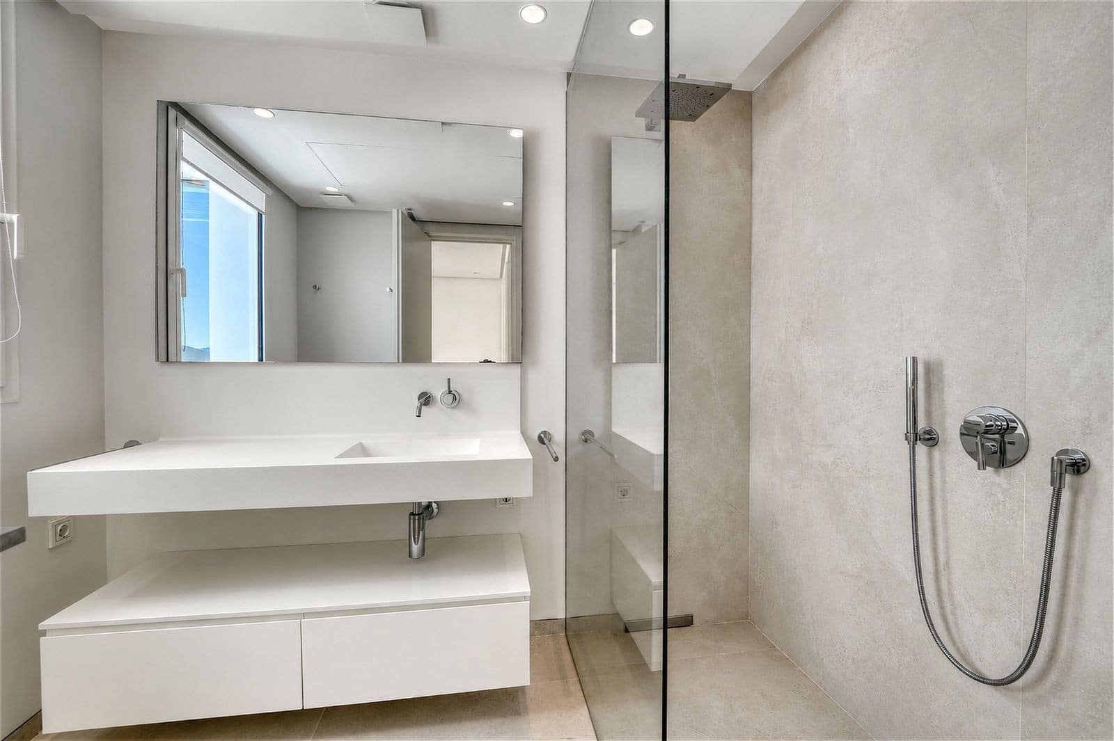 3 camera da letto Attico in vendita in Ojen con piscina garage - 1.750.000 € (Rif: 10044760)
