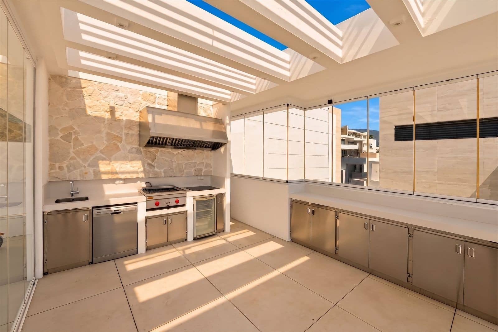 3 camera da letto Attico in vendita in Ojen con piscina garage - 1.750.000 € (Rif: 10044760)
