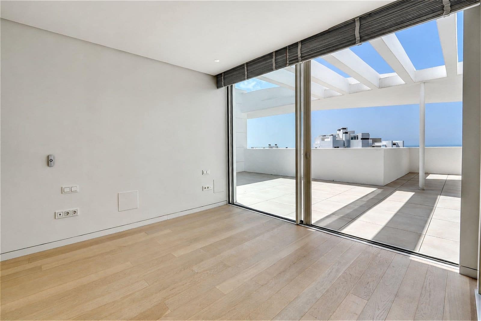 3 camera da letto Attico in vendita in Ojen con piscina garage - 1.750.000 € (Rif: 10044760)