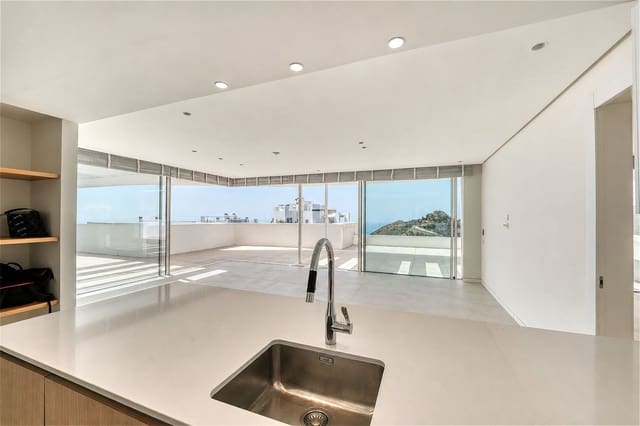 3 camera da letto Attico in vendita in Ojen con piscina garage - 1.750.000 € (Rif: 10044760)