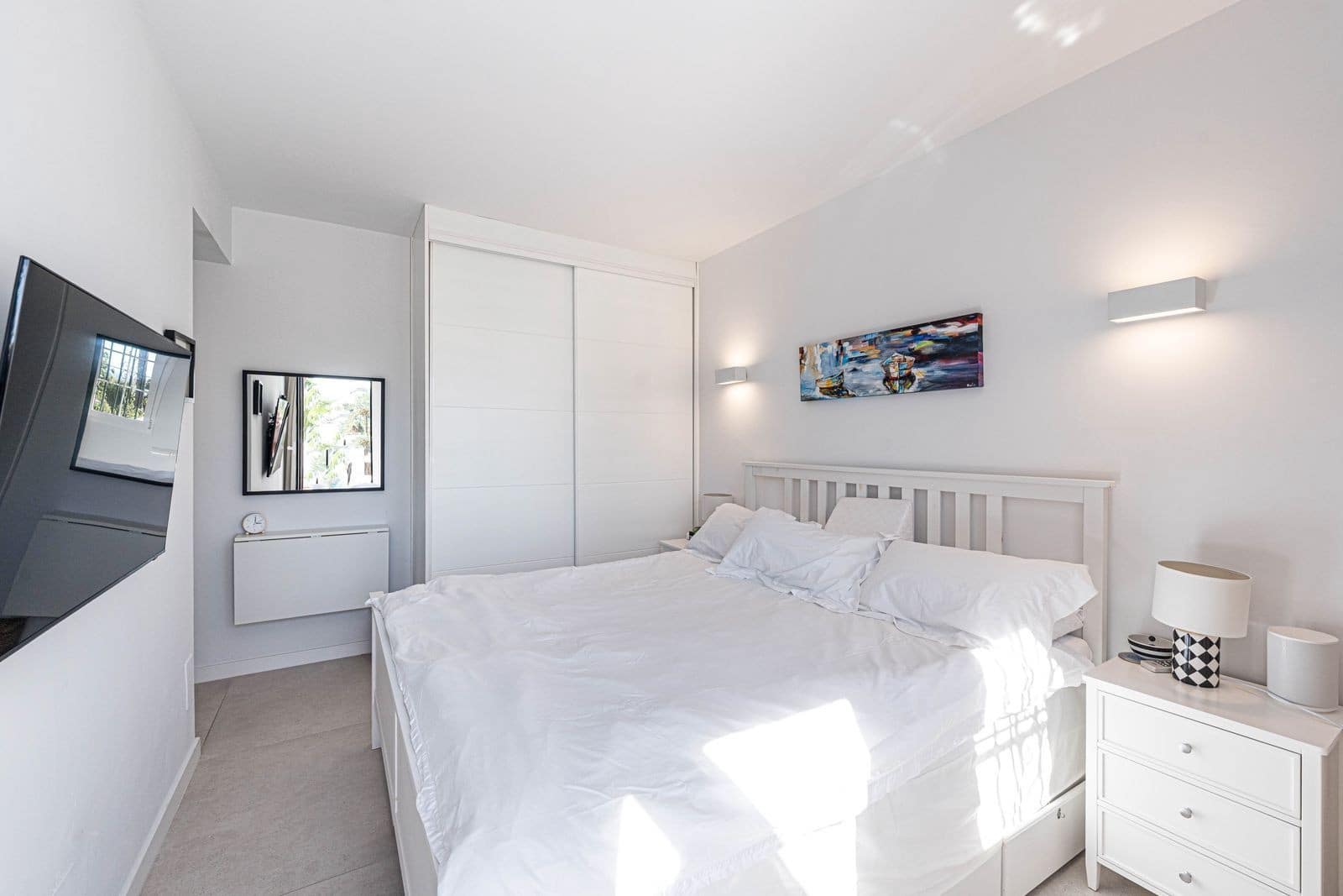 2 sovrum Lägenhet till salu i Nueva Andalucia med pool garage - 995 000 € (Ref: 10044761)