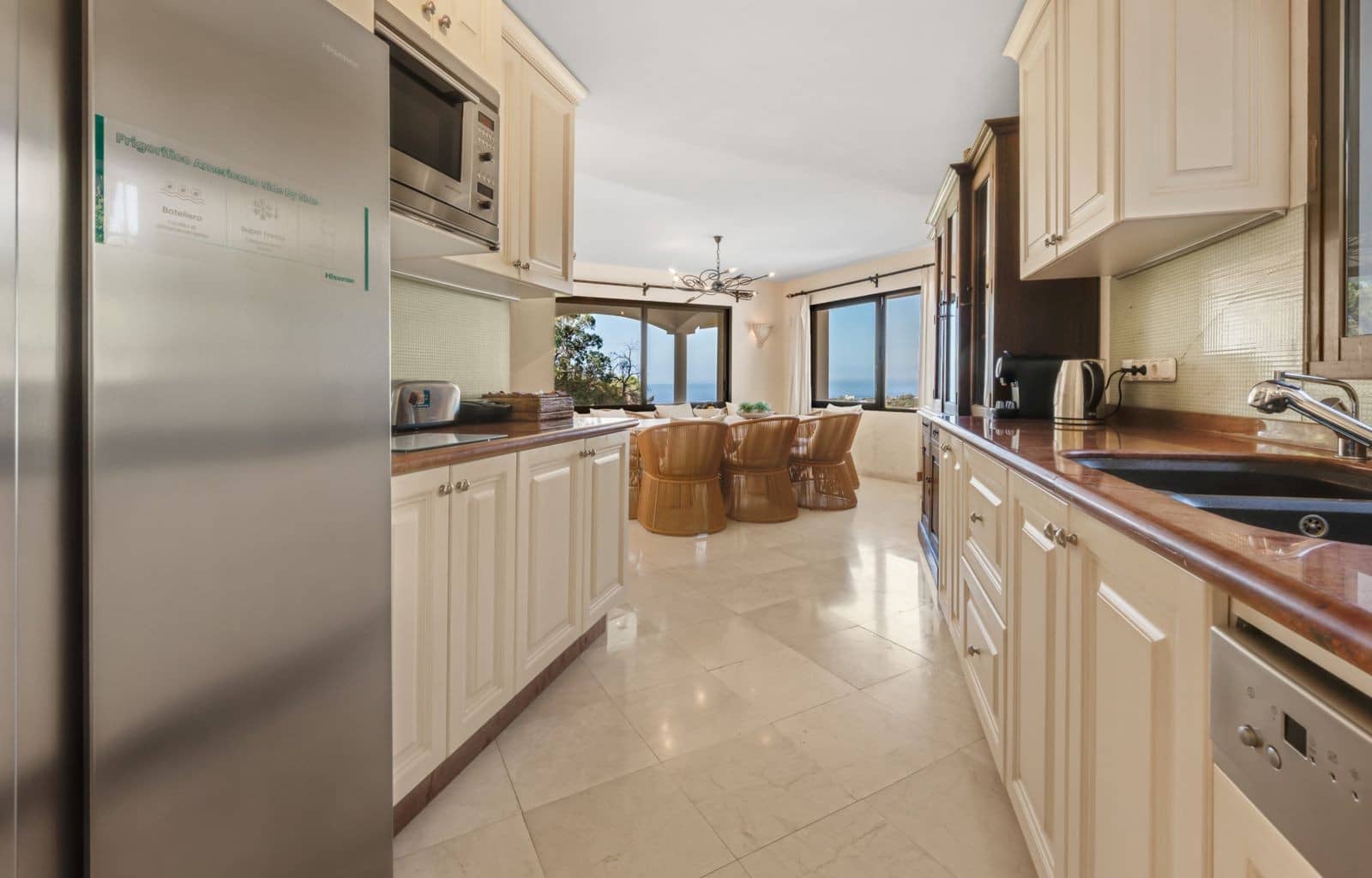 5 sovrum Villa till salu i Marbella med pool garage - 2 950 000 € (Ref: 10047062)
