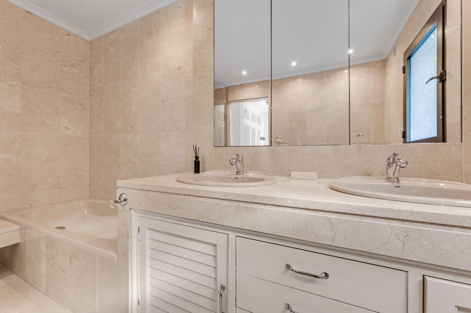 5 sovrum Villa till salu i Marbella med pool garage - 2 950 000 € (Ref: 10047062)