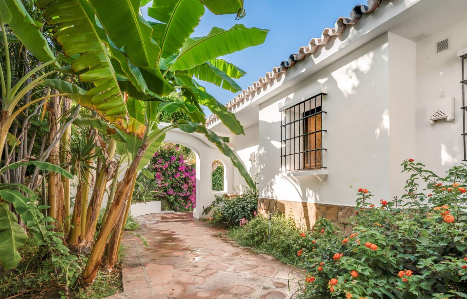 5 sovrum Villa till salu i Marbella med pool garage - 2 950 000 € (Ref: 10047062)