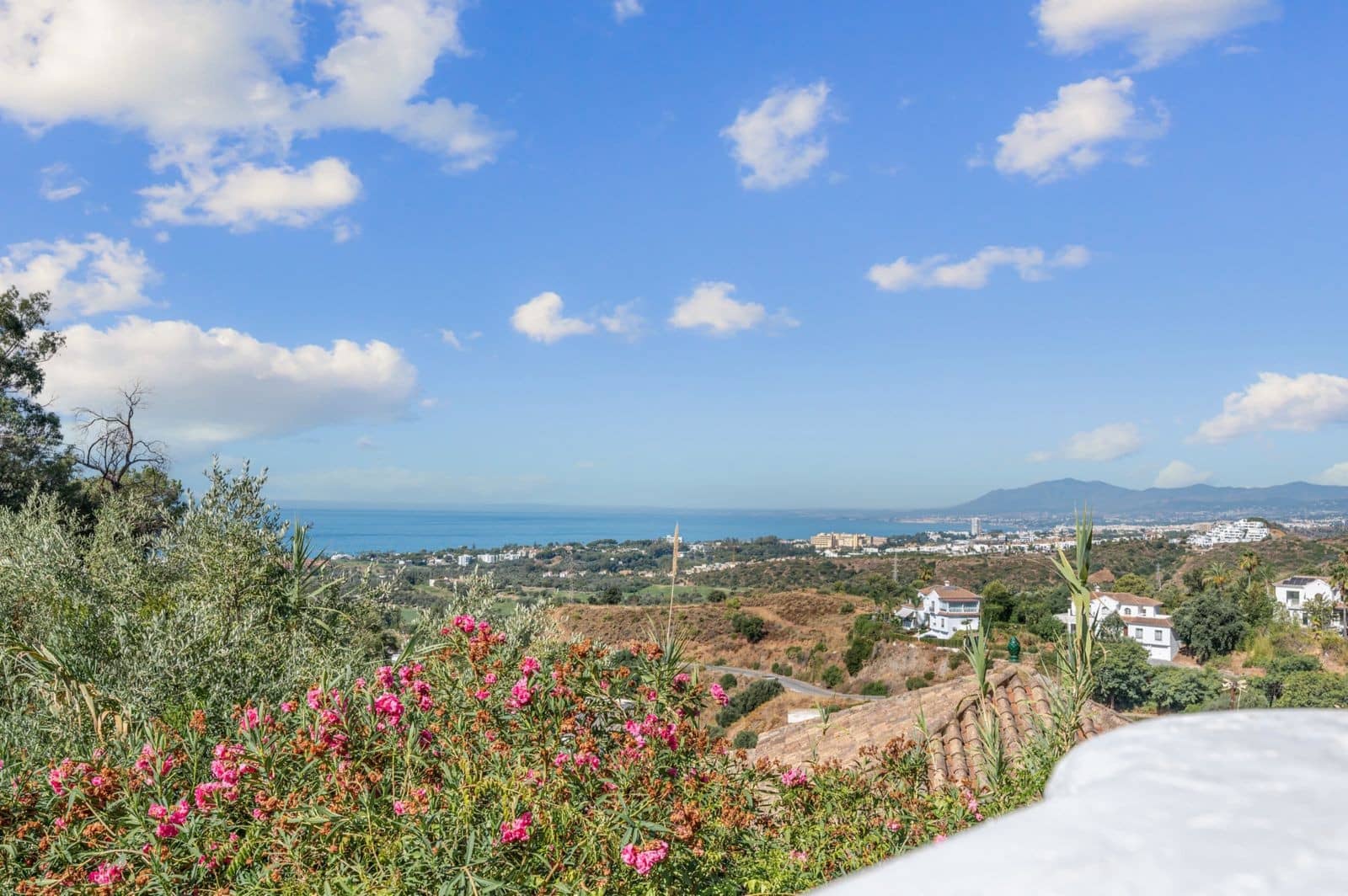 5 sovrum Villa till salu i Marbella med pool garage - 2 950 000 € (Ref: 10047062)