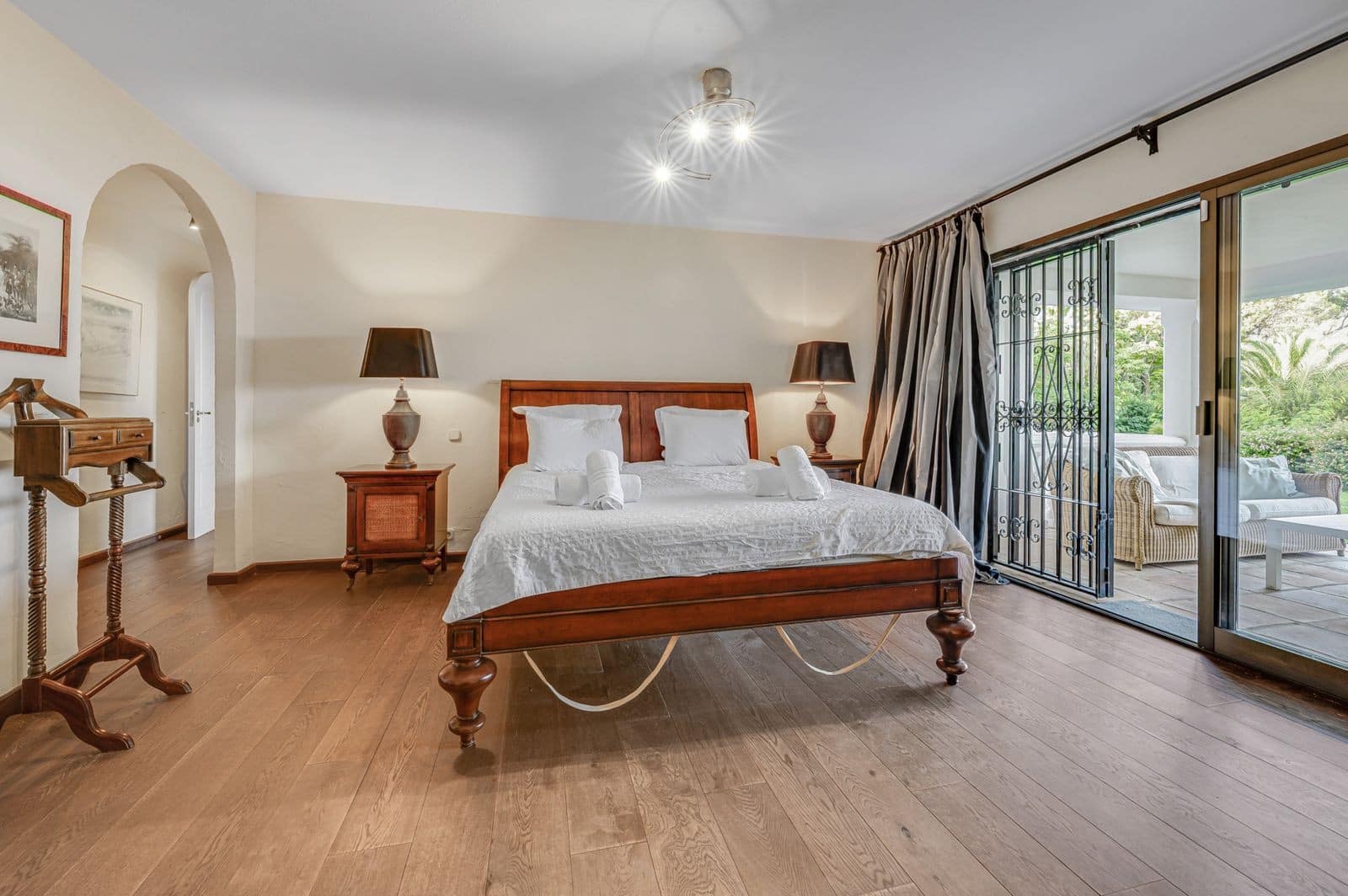 5 sovrum Villa till salu i Marbella med pool garage - 2 950 000 € (Ref: 10047062)