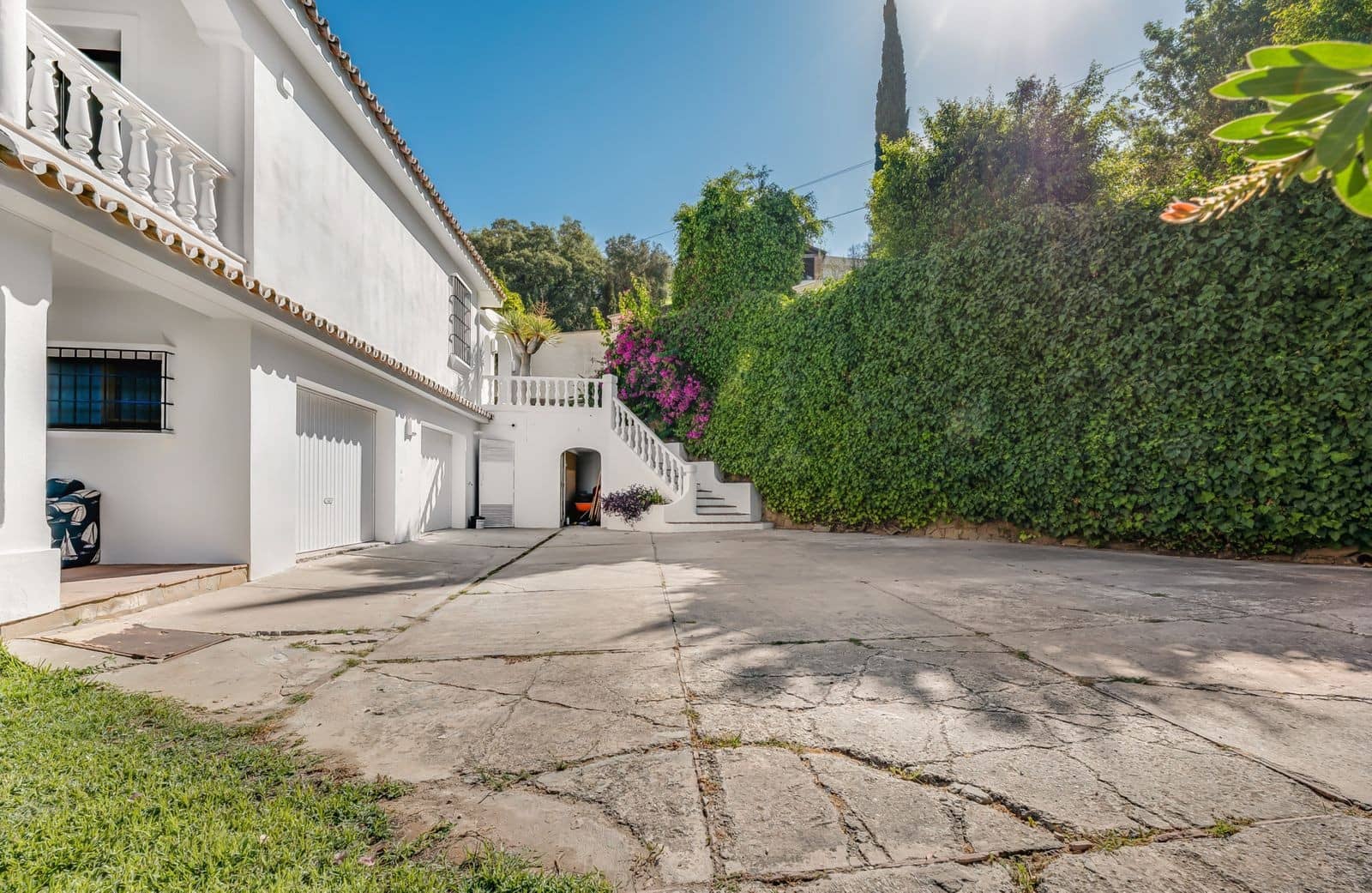 5 sovrum Villa till salu i Marbella med pool garage - 2 950 000 € (Ref: 10047062)