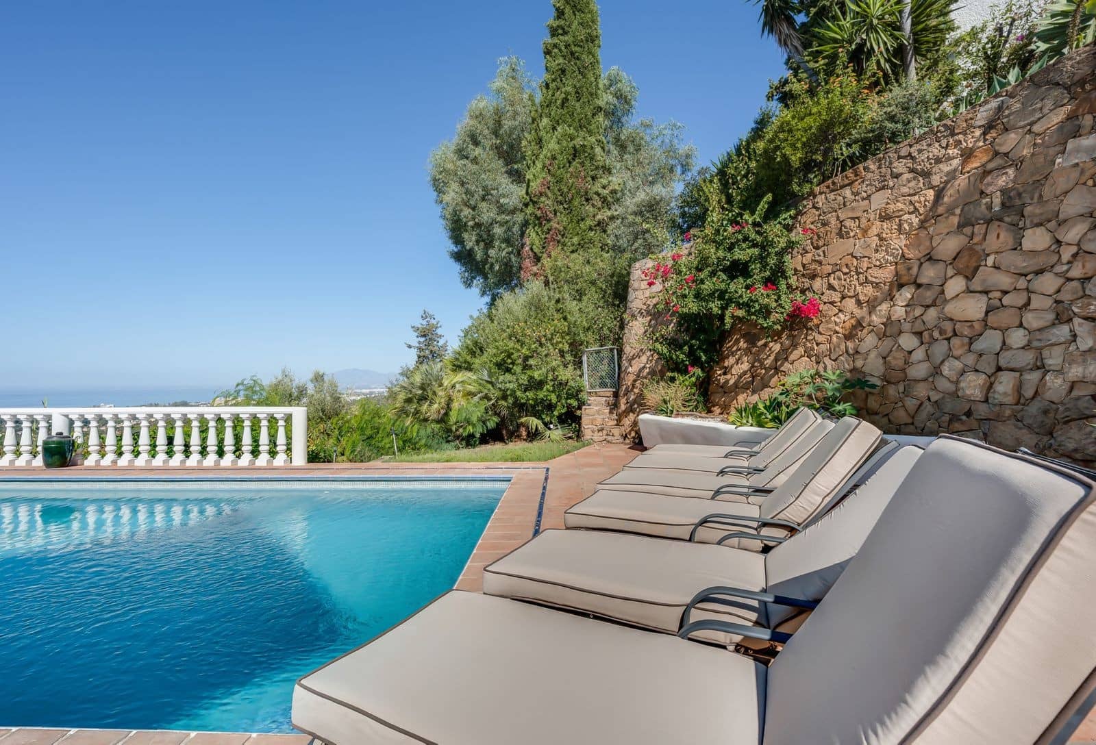 5 sovrum Villa till salu i Marbella med pool garage - 2 950 000 € (Ref: 10047062)