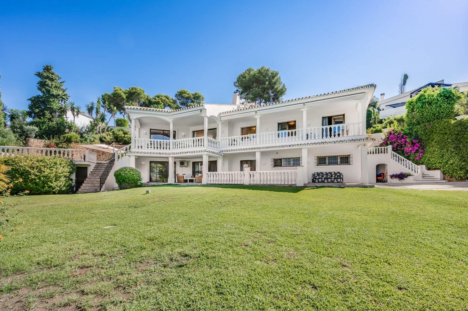 5 sovrum Villa till salu i Marbella med pool garage - 2 950 000 € (Ref: 10047062)
