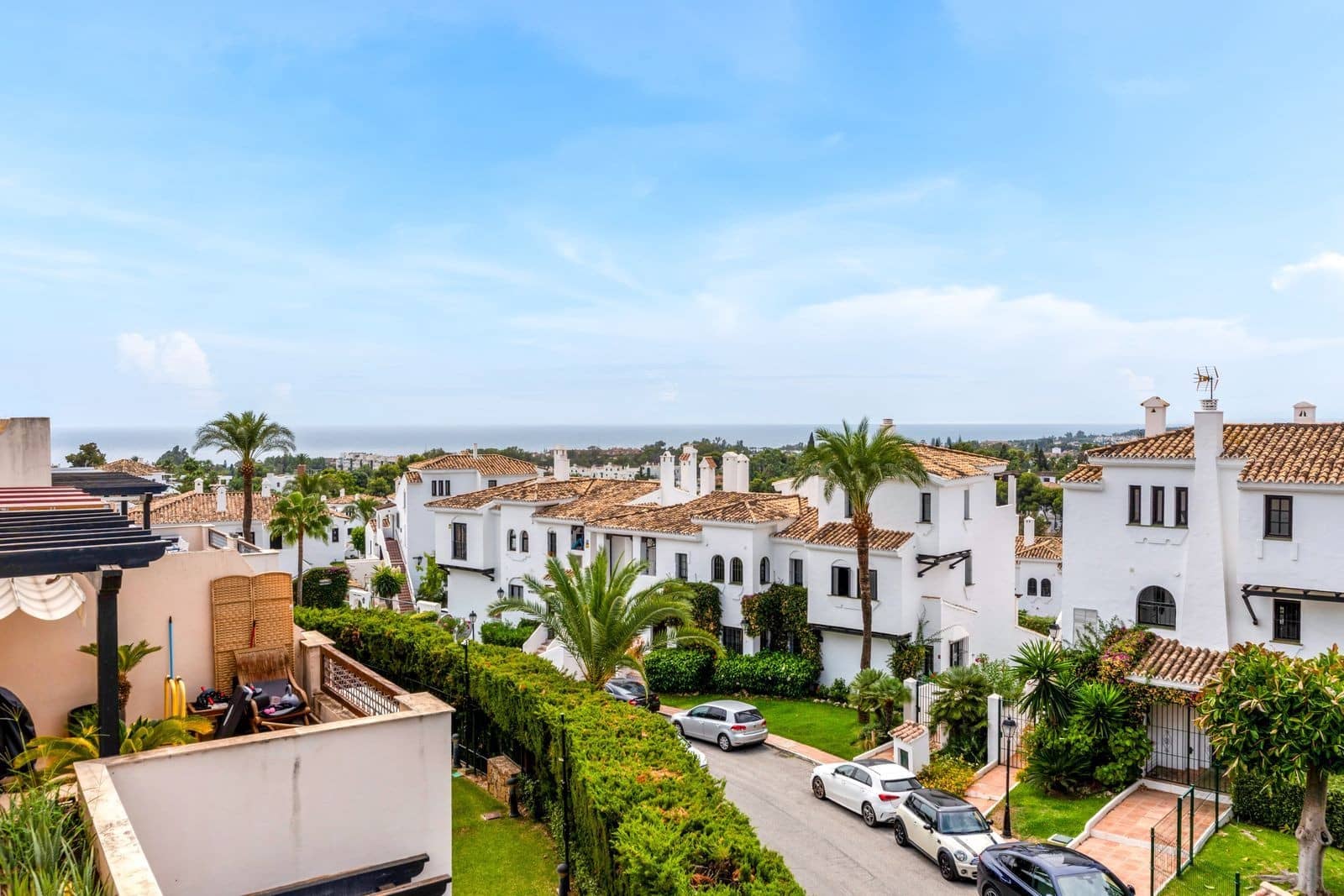2 sovrum Takvåning till salu i Nueva Andalucia med pool garage - 1 000 000 € (Ref: 10047066)