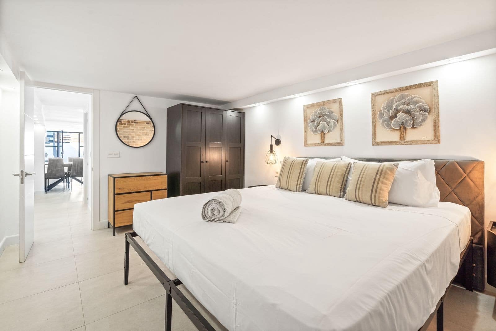 6 makuuhuone Huvila myytävänä paikassa Marbella mukana uima-altaan 
autotalli - 1 400 000 € (Ref: 10048946)