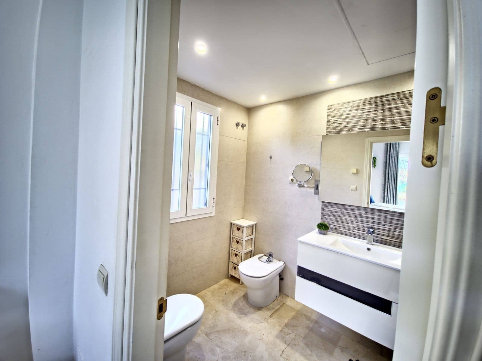 3 Zimmer Apartment zu verkaufen in Marbella mit Pool Garage - 635.000 € (Ref: 10048947)