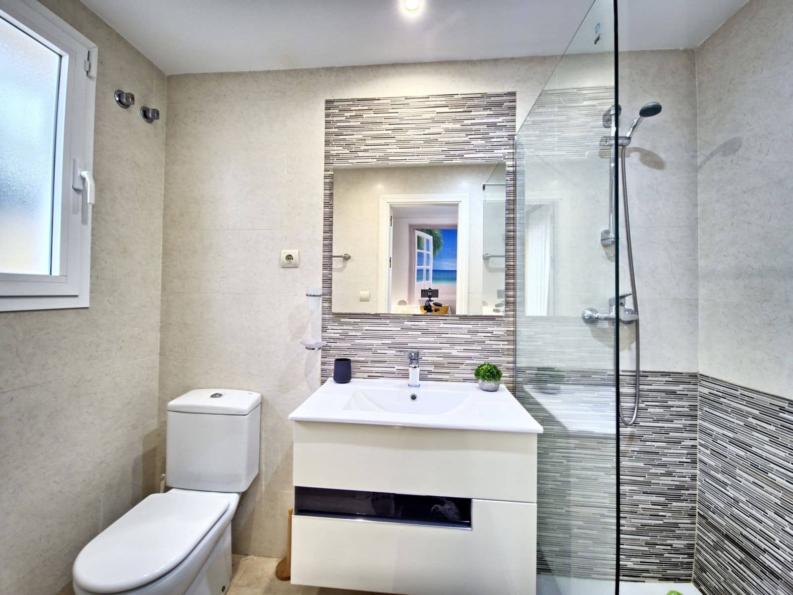 3 Zimmer Apartment zu verkaufen in Marbella mit Pool Garage - 635.000 € (Ref: 10048947)