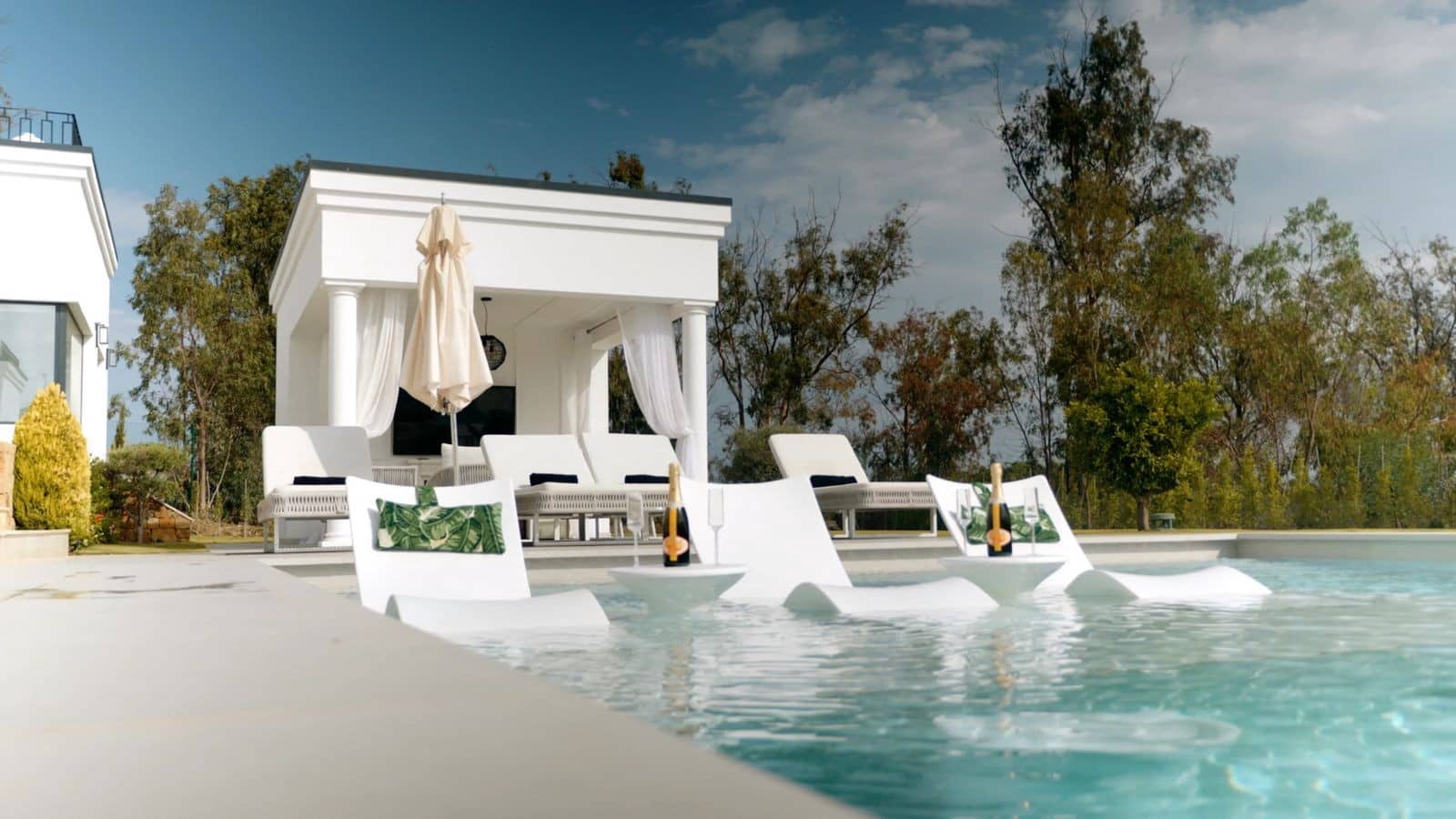 6 sypialnia Willa na sprzedaż w Sotogrande z basenem garażem - 3 600 000 € (Ref: 10048948)