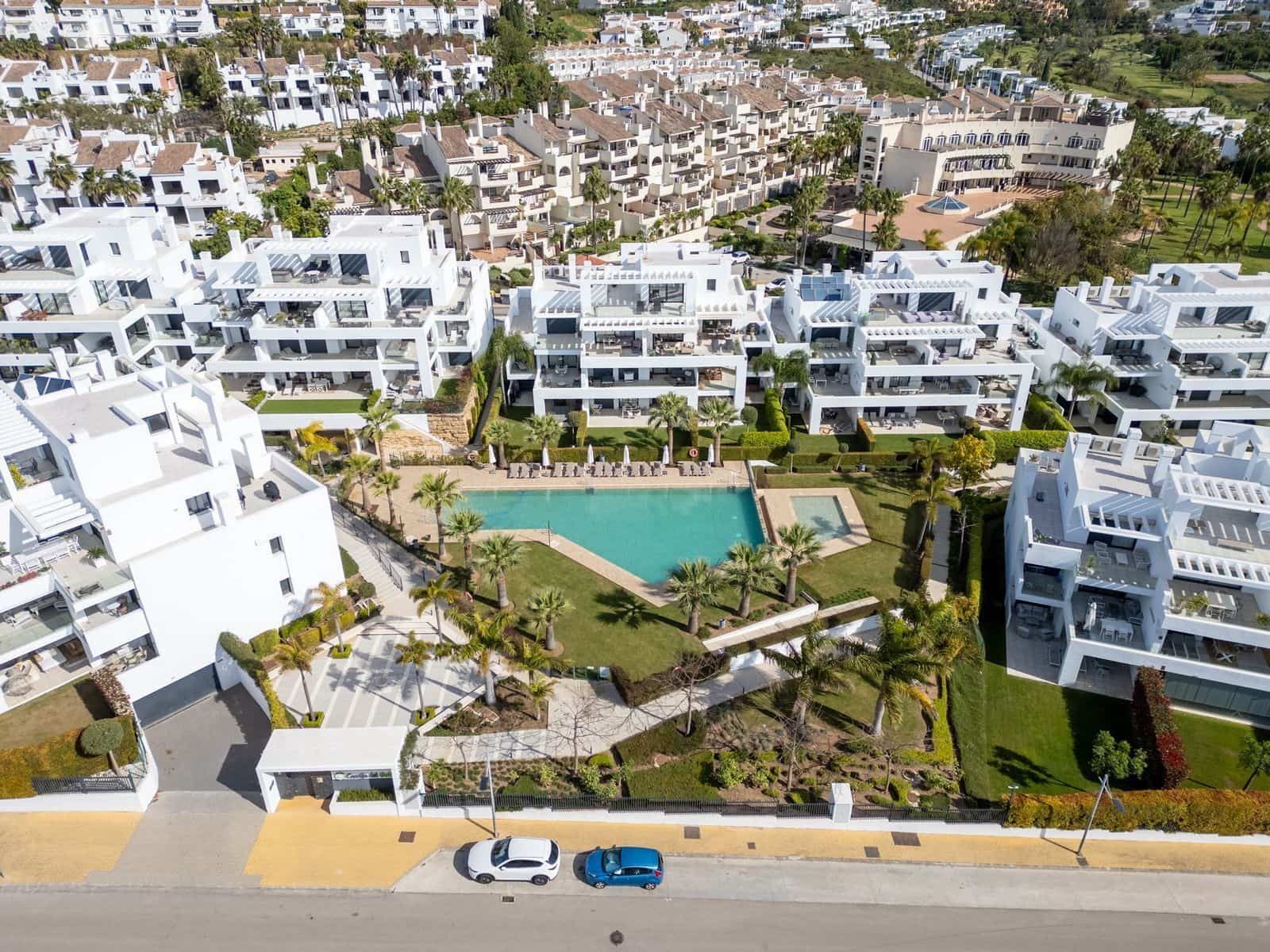 3 quarto Penthouse para venda em El Paraiso com piscina garagem - 899 000 € (Ref: 10048949)