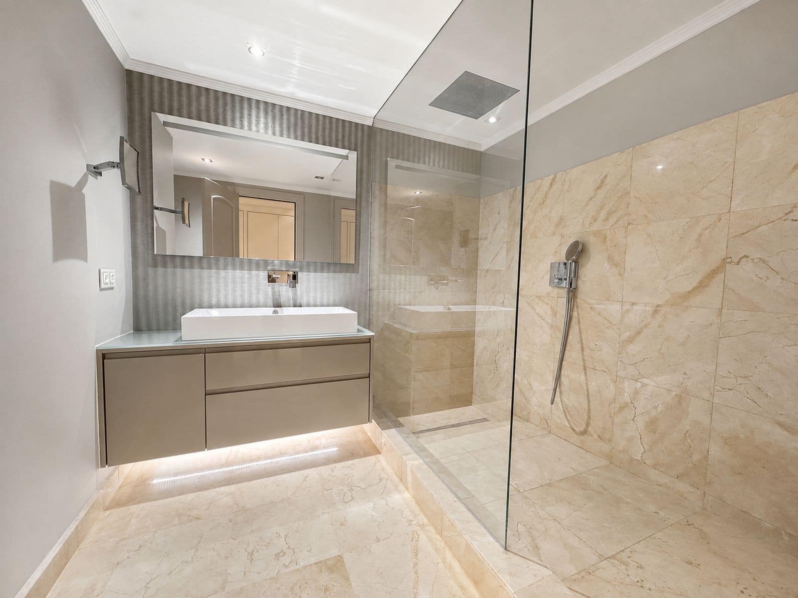 6 quarto Moradia para venda em Los Flamingos com piscina garagem - 5 375 000 € (Ref: 10048950)