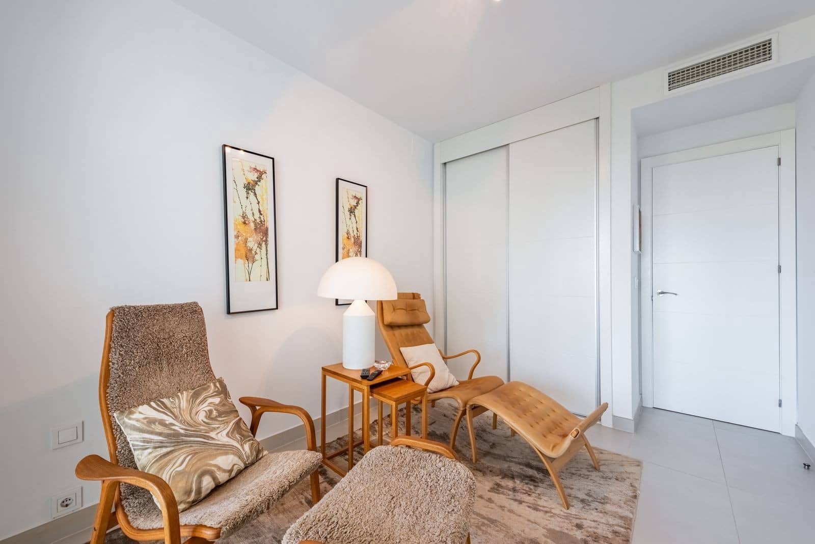 3 sypialnia Apartament na sprzedaż w Bel-Air z basenem garażem - 645 000 € (Ref: 10048953)