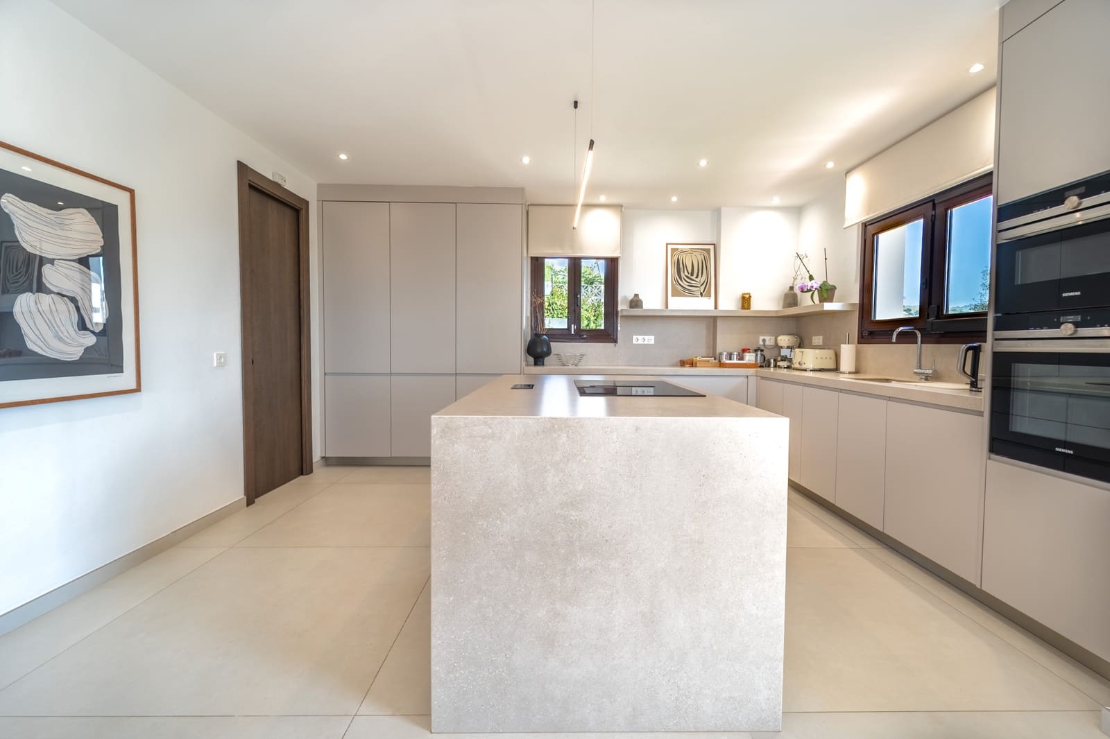 6 slaapkamer Villa te koop in Marbella met zwembad garage - € 3.995.950 (Ref: 10050043)