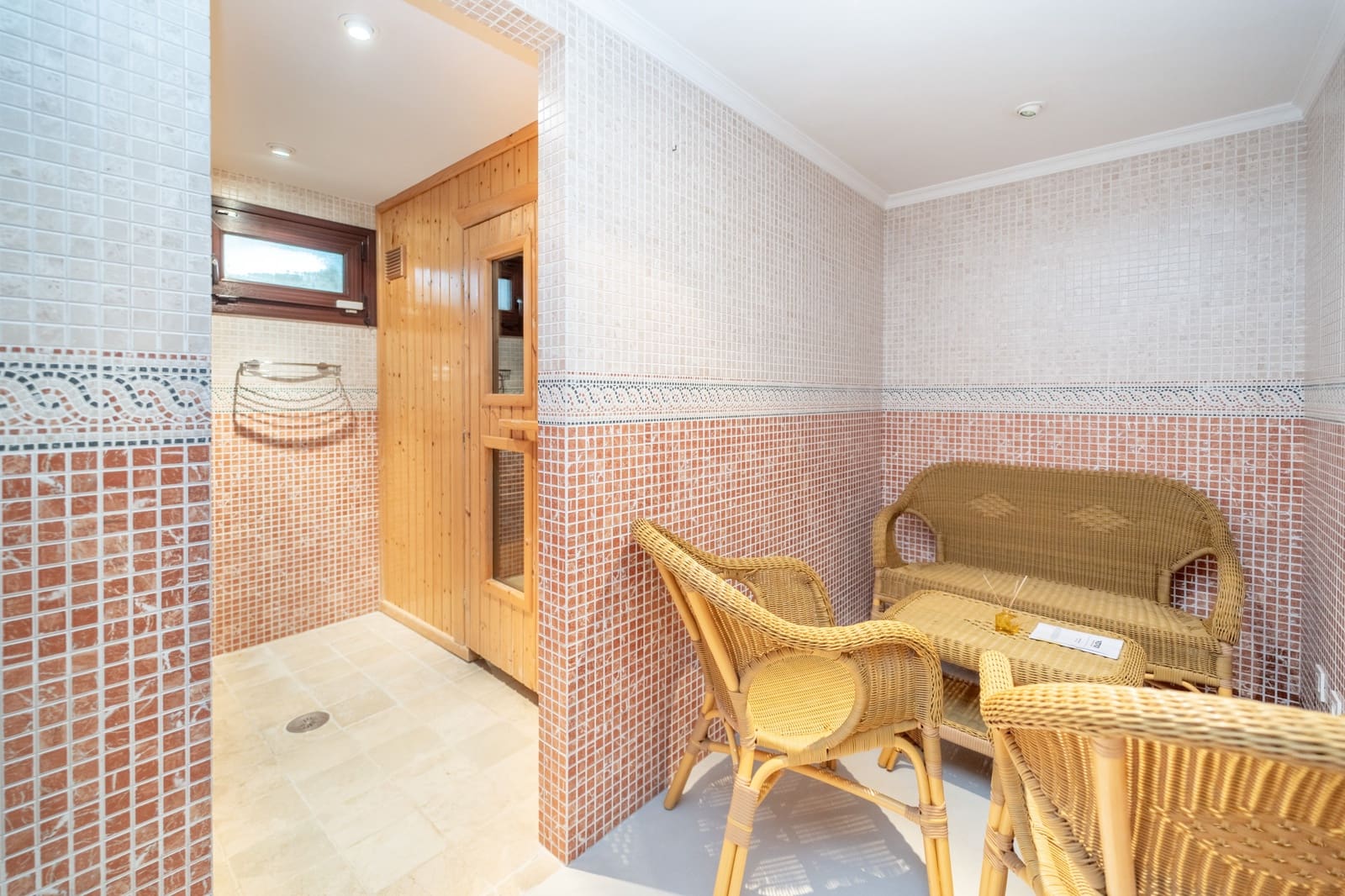 6 slaapkamer Villa te koop in Marbella met zwembad garage - € 3.995.950 (Ref: 10050043)