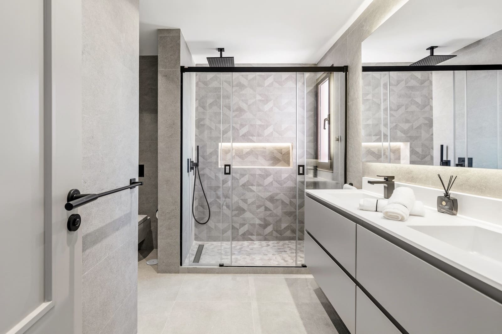 3 chambre Penthouse à vendre à New Golden Mile avec piscine garage - 1 290 000 € (Ref: 10051613)