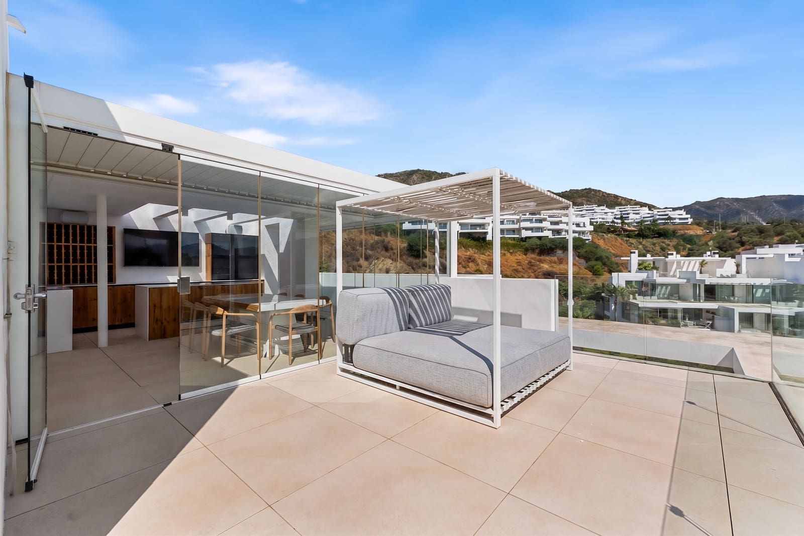 3 Zimmer Penthouse zu verkaufen in Ojen mit Pool Garage - 2.400.000 € (Ref: 10051615)
