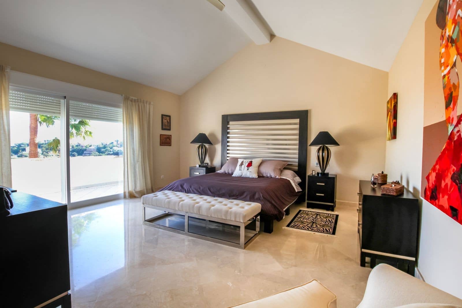 6 bedroom Villa for sale in Marbella with pool garage - € 2,750,000 (Ref: 10054923)