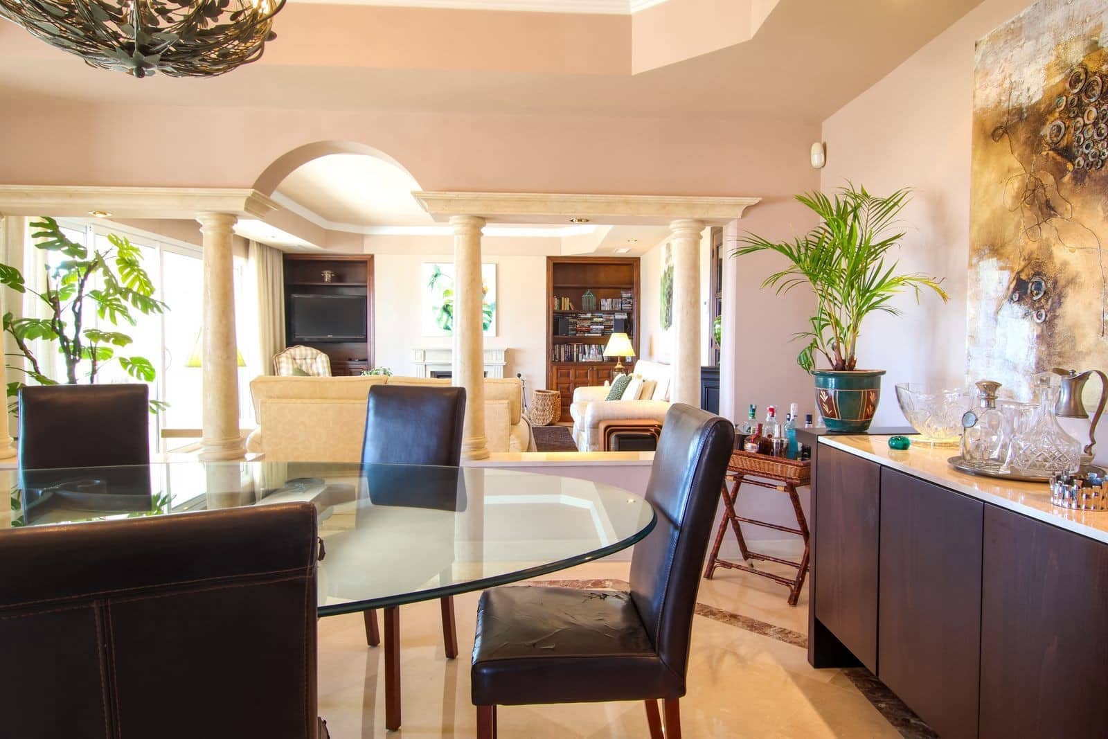 6 bedroom Villa for sale in Marbella with pool garage - € 2,750,000 (Ref: 10054923)