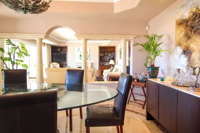 6 slaapkamer Villa te koop in Marbella met zwembad garage - € 2.750.000 (Ref: 10054923)