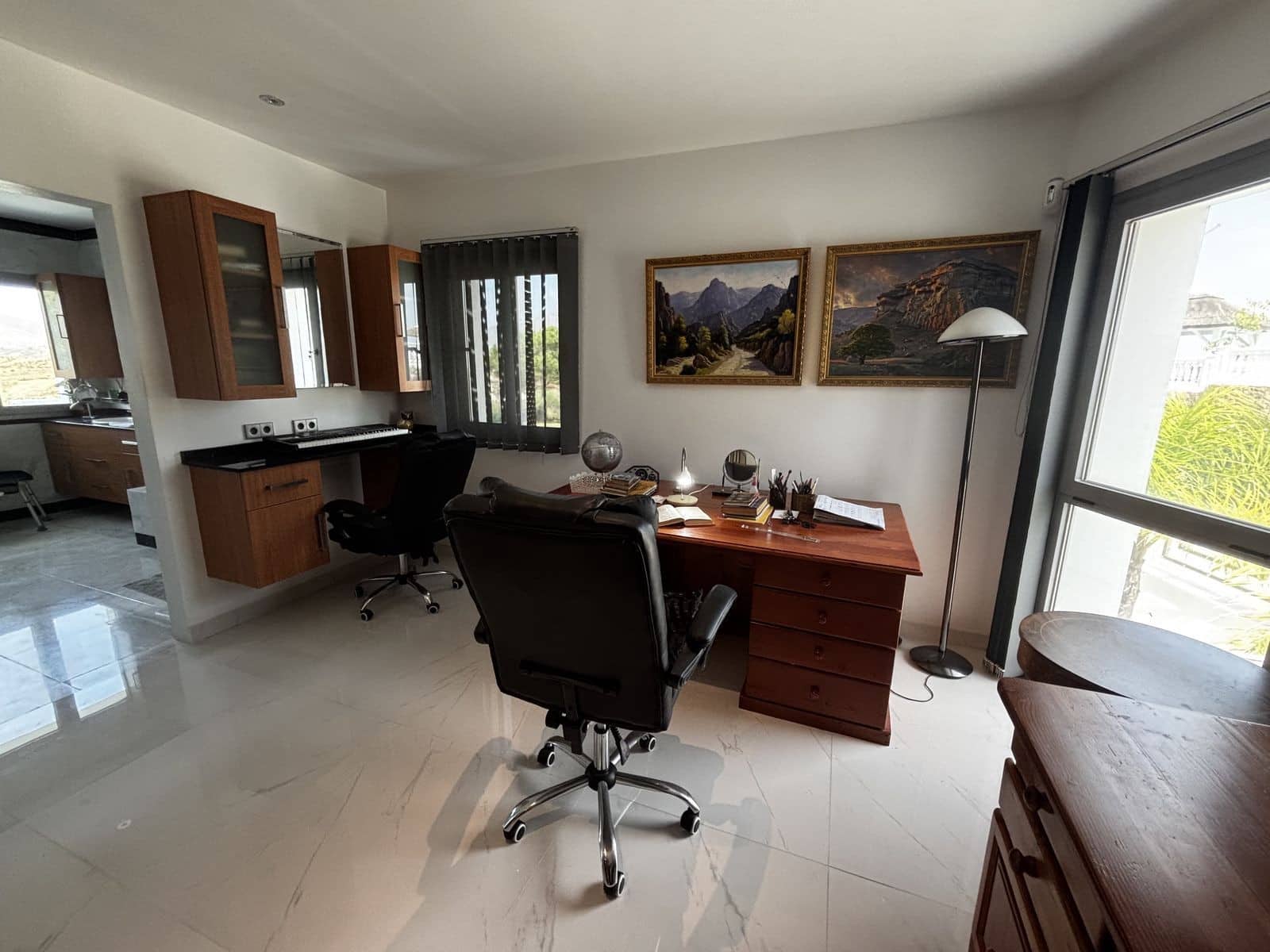 3 soverom Villa til salgs i Mijas Costa med svømmebasseng garasje - € 1 850 000 (Ref: 10054926)