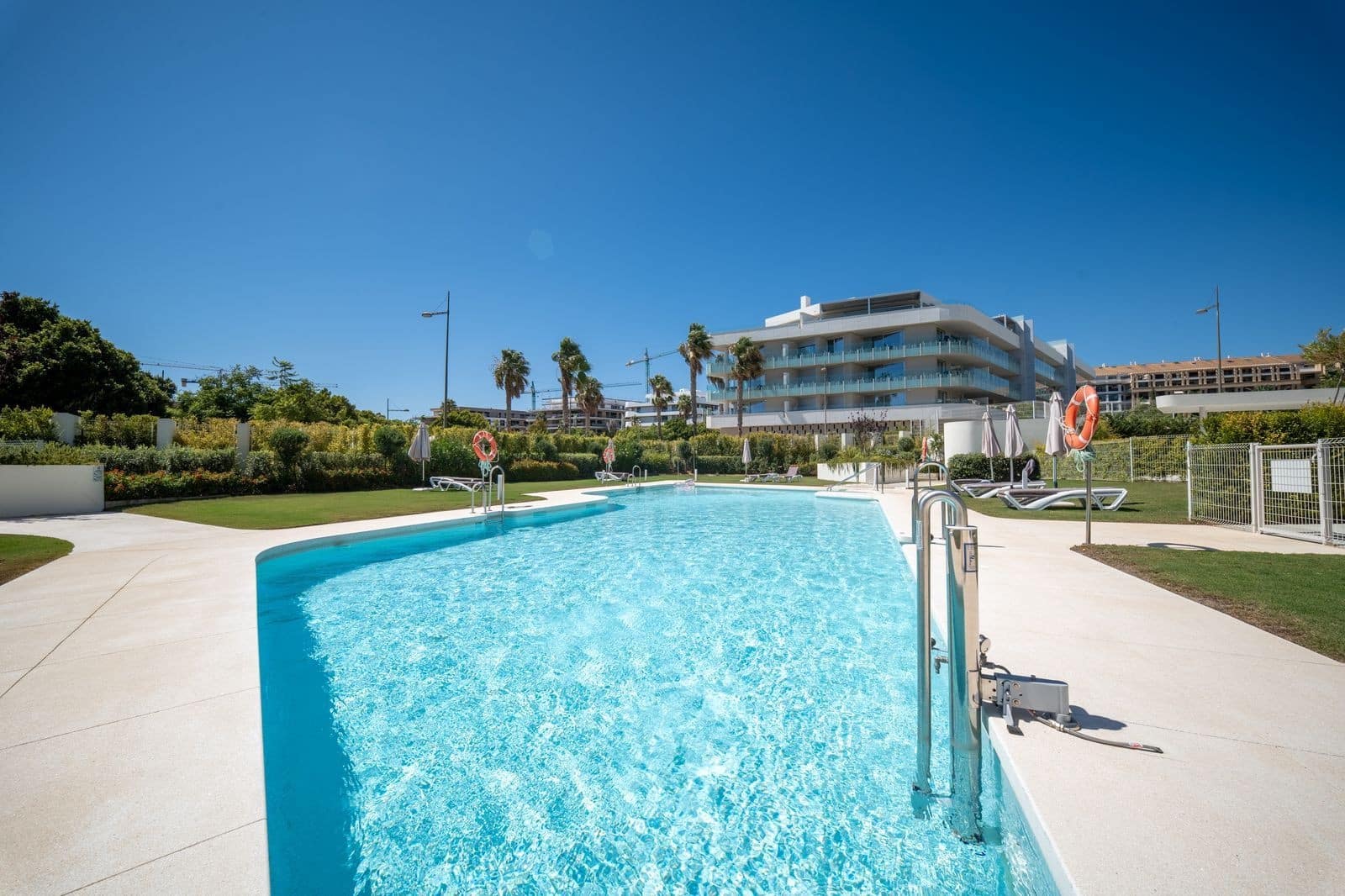 3 soverom Leilighet til salgs i San Pedro de Alcantara med svømmebasseng garasje - € 1 250 000 (Ref: 10054931)