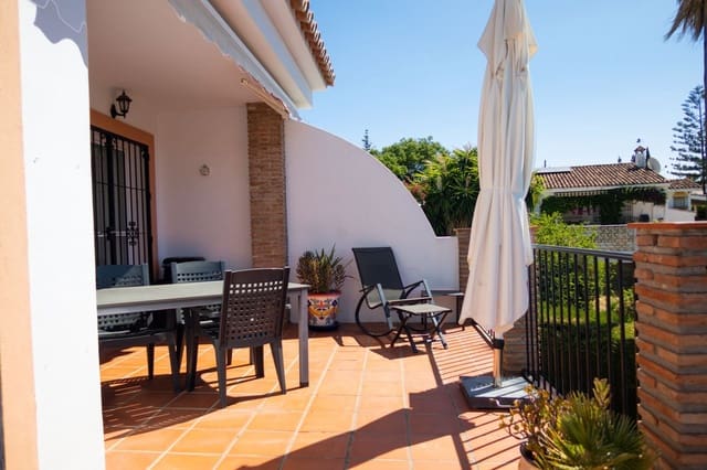 Chalet de 3 habitaciones en El Padrón, Estepona en venta con piscina garaje - 1.100.000 € (Ref: 10054932)