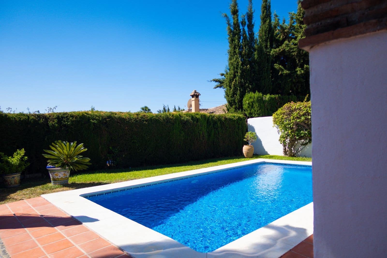 Chalet de 3 habitaciones en El Padrón en venta con piscina garaje - 1.100.000 € (Ref: 10054932)