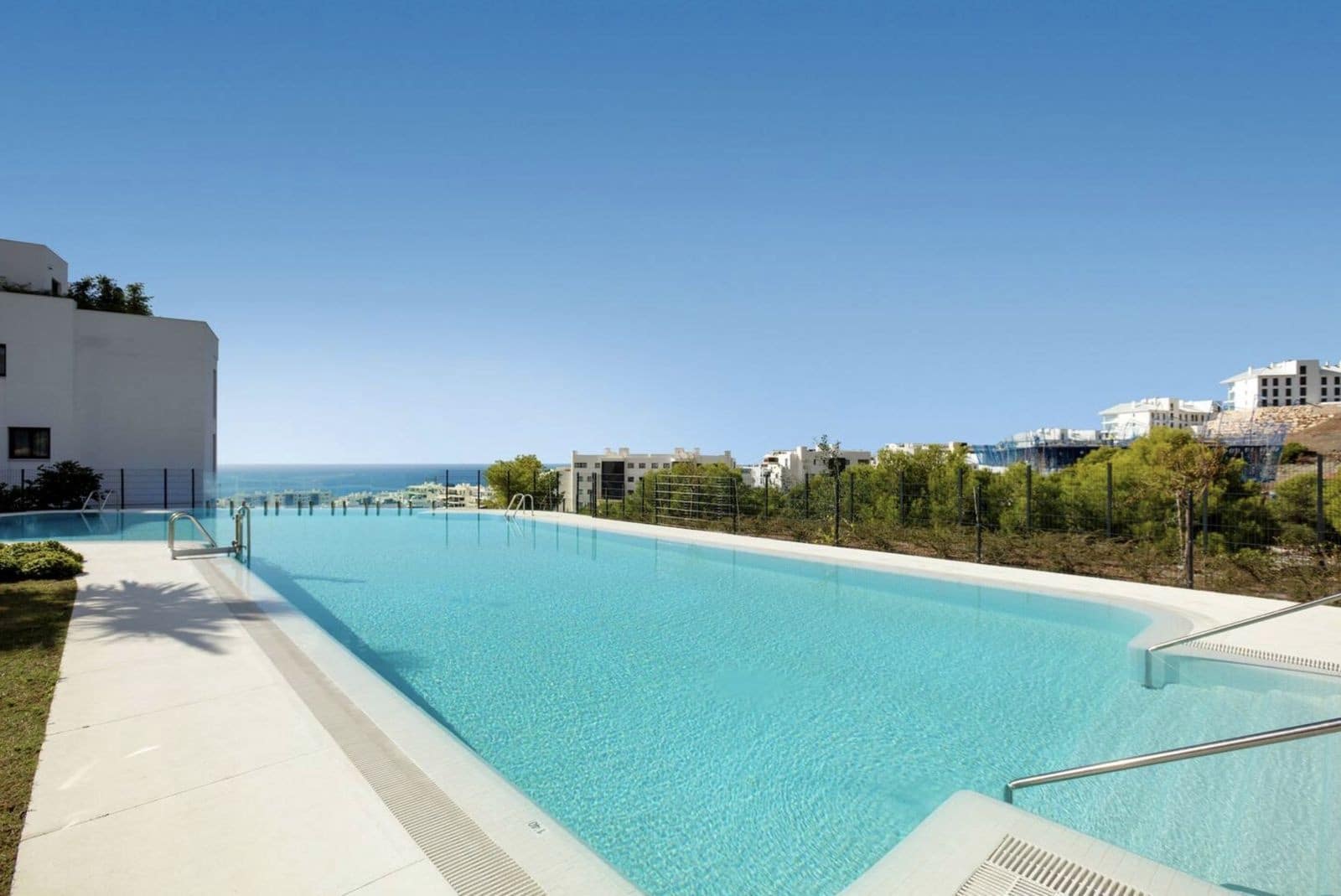 3 chambre Appartement à vendre à Fuengirola avec piscine garage - 985 000 € (Ref: 10054933)