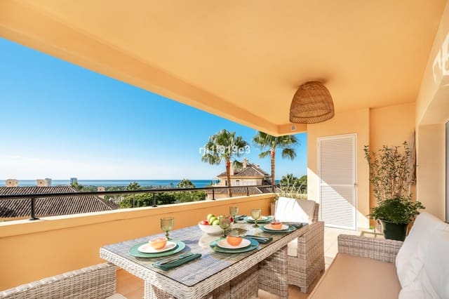 Apartamento de 3 habitaciones en Marbella en venta con piscina garaje - 770.000 € (Ref: 10054936)
