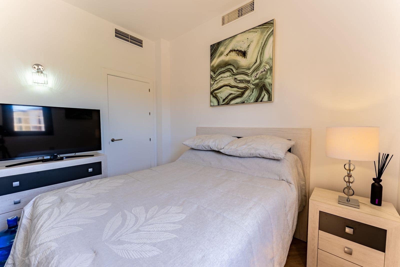 Pareado de 6 habitaciones en Estepona en venta con piscina garaje - 1.200.000 € (Ref: 10054938)