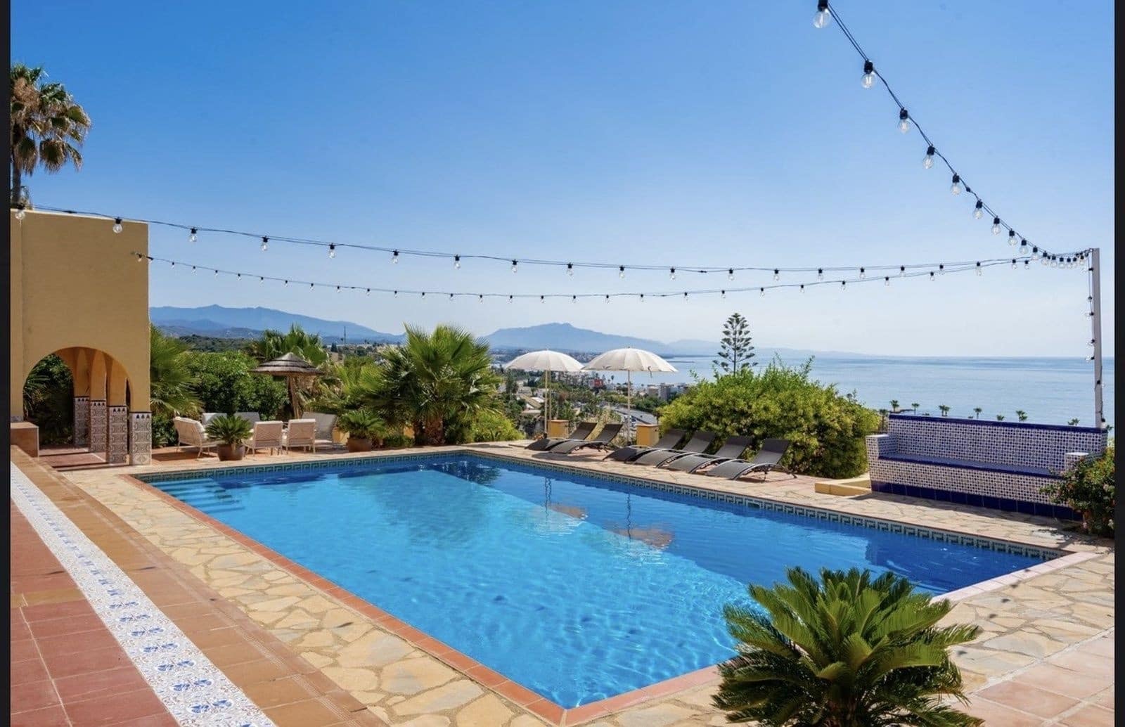7 sovrum Villa till salu i Casares med pool garage - 1 675 000 € (Ref: 10054939)