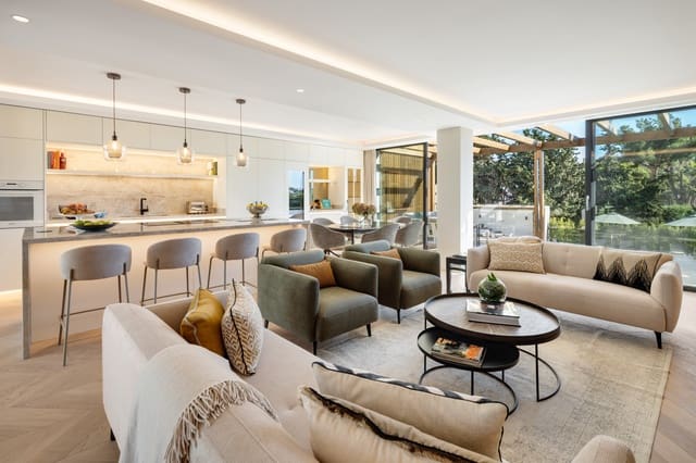 Chalet de 4 habitaciones en Marbella en venta con piscina garaje - 3.295.000 € (Ref: 10054941)