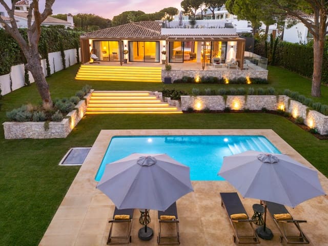 Chalet de 4 habitaciones en Marbella en venta con piscina garaje - 3.295.000 € (Ref: 10054941)