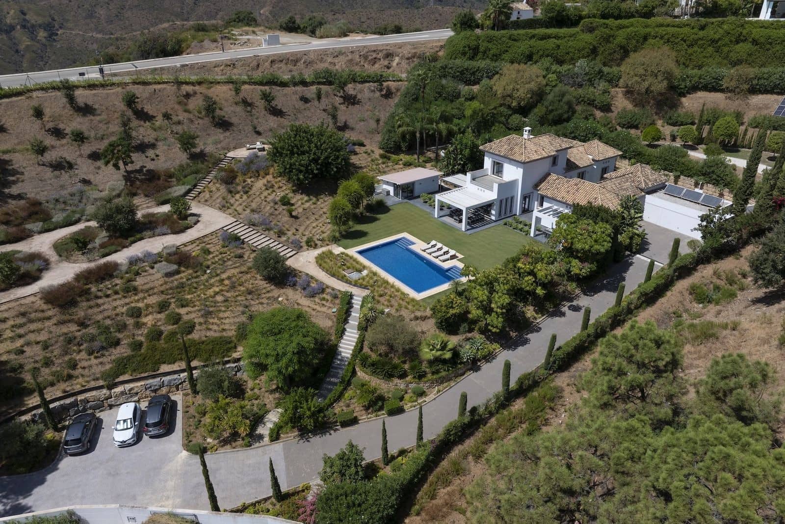 Chalet de 4 habitaciones en Benahavís en venta con piscina garaje - 2.395.000 € (Ref: 10058789)