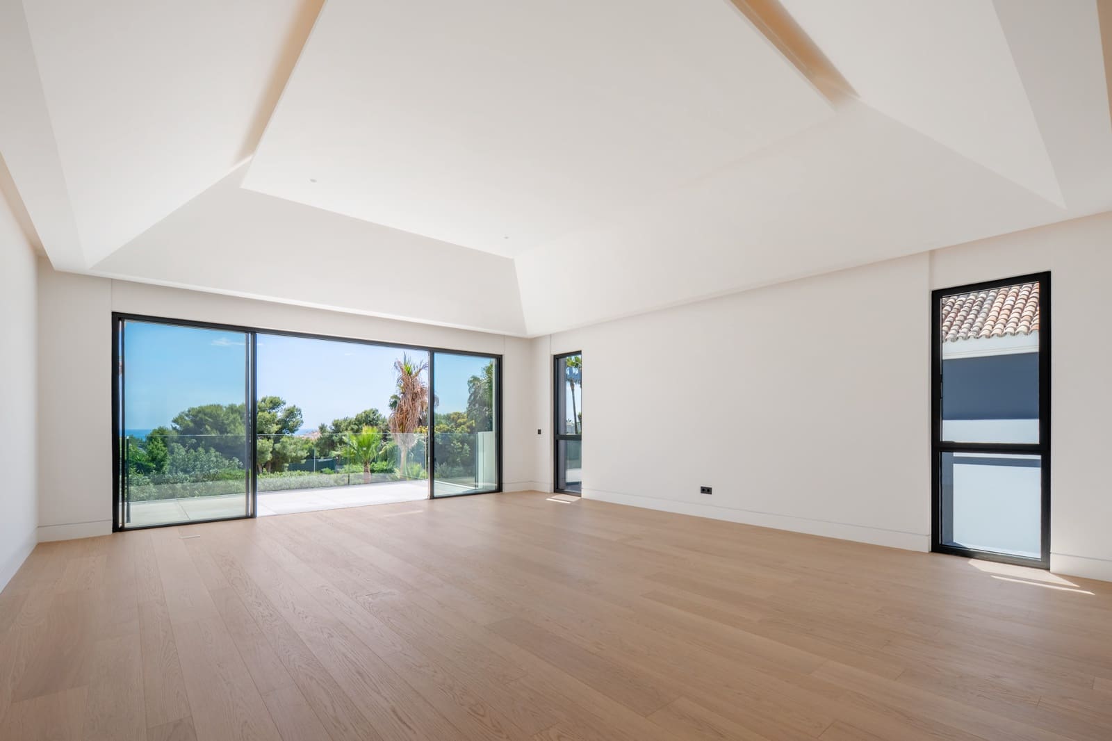 6 slaapkamer Villa te koop in Marbella met zwembad garage - € 9.300.000 (Ref: 10067692)